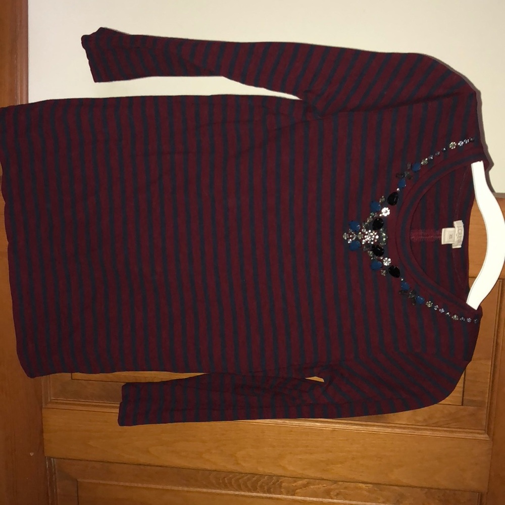 3/4 length sleeve shirt
